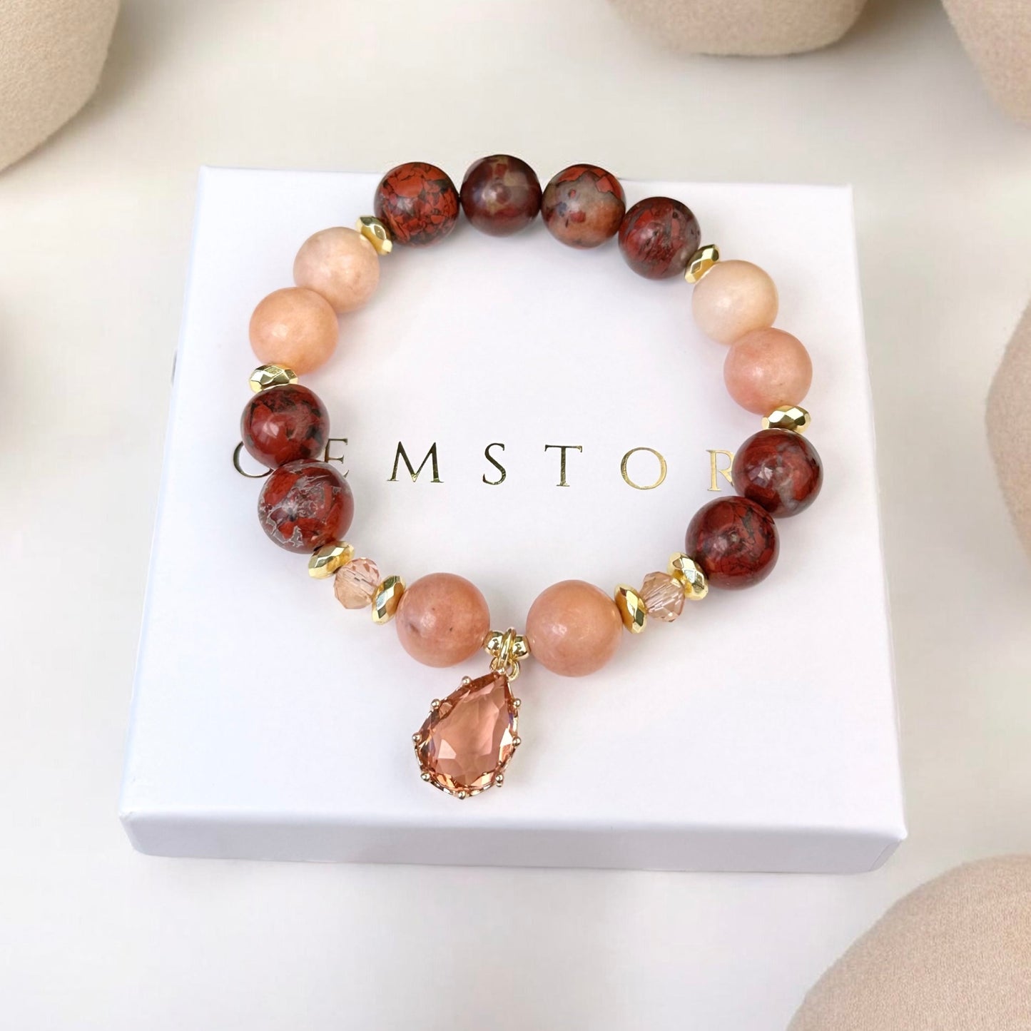 Sarkanās Jašmas un Rozā Avanturīna rokassprādze (Jašma, Avanturīns, 10mm. Aizsardzībai, drosmei un mīlestībai.)