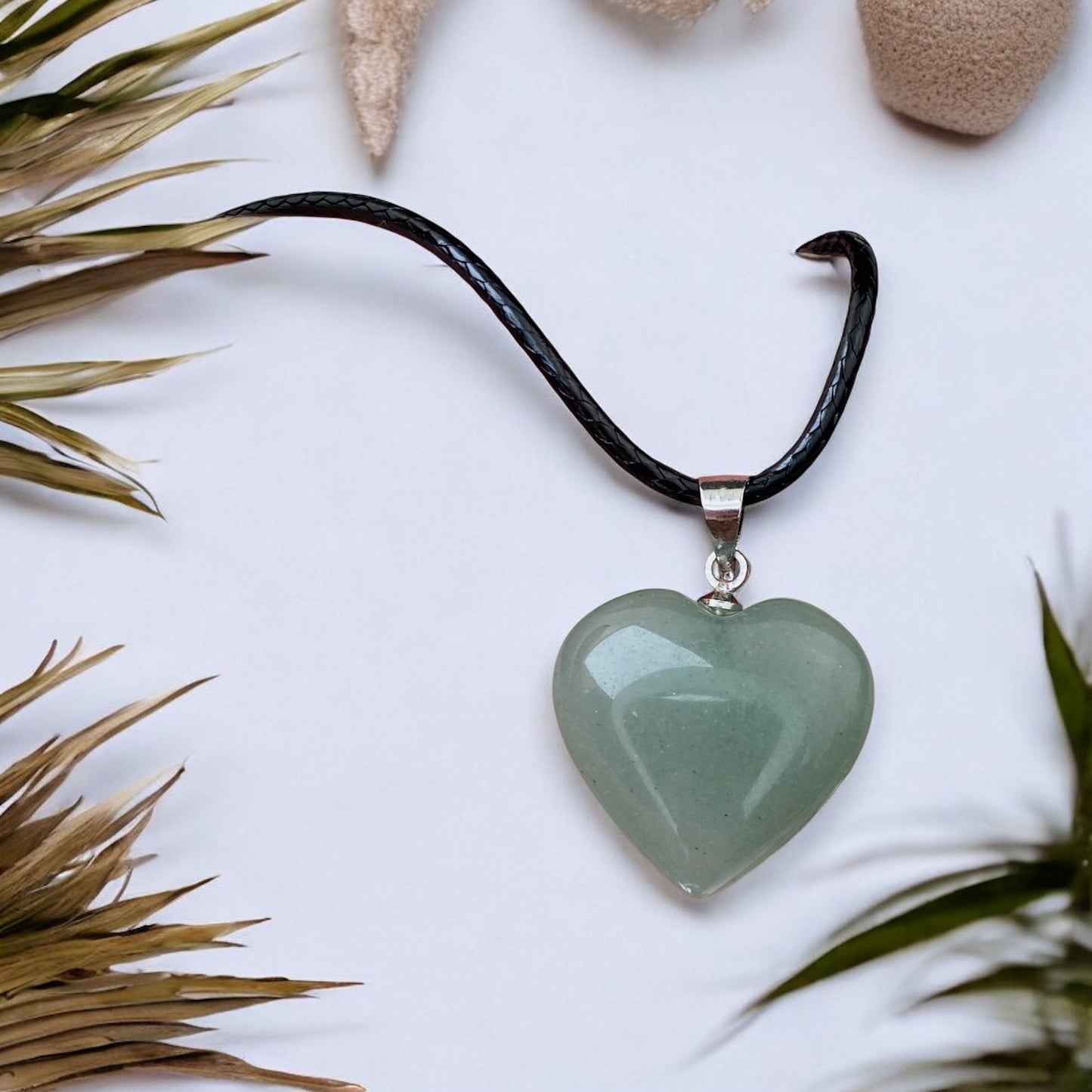 Avanturīna kulons "Sirsniņa" (Avanturīns)