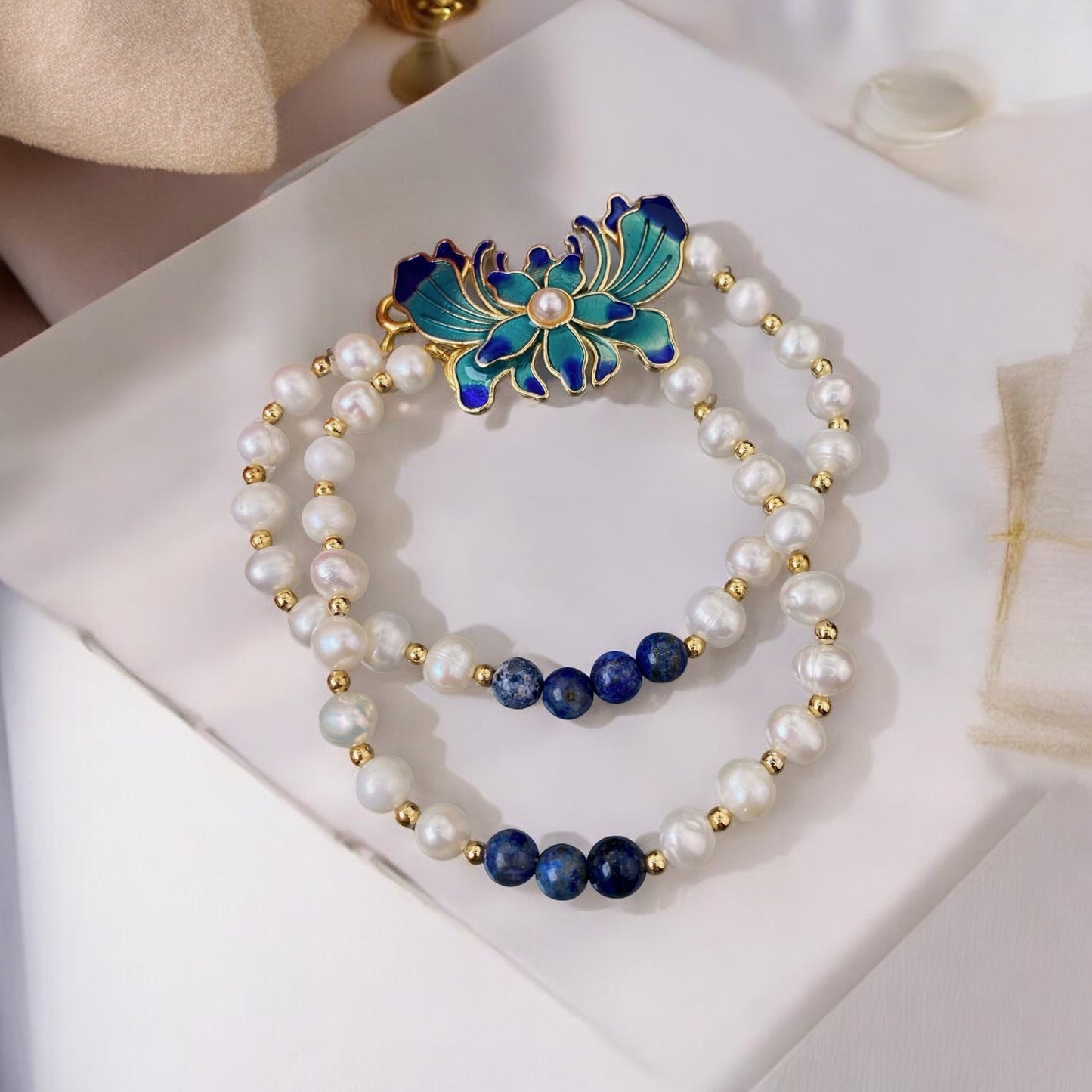 Upes pērļu un Lazurīta rokassprādze, 2 rindās (Lazurīts, Upes pērles)