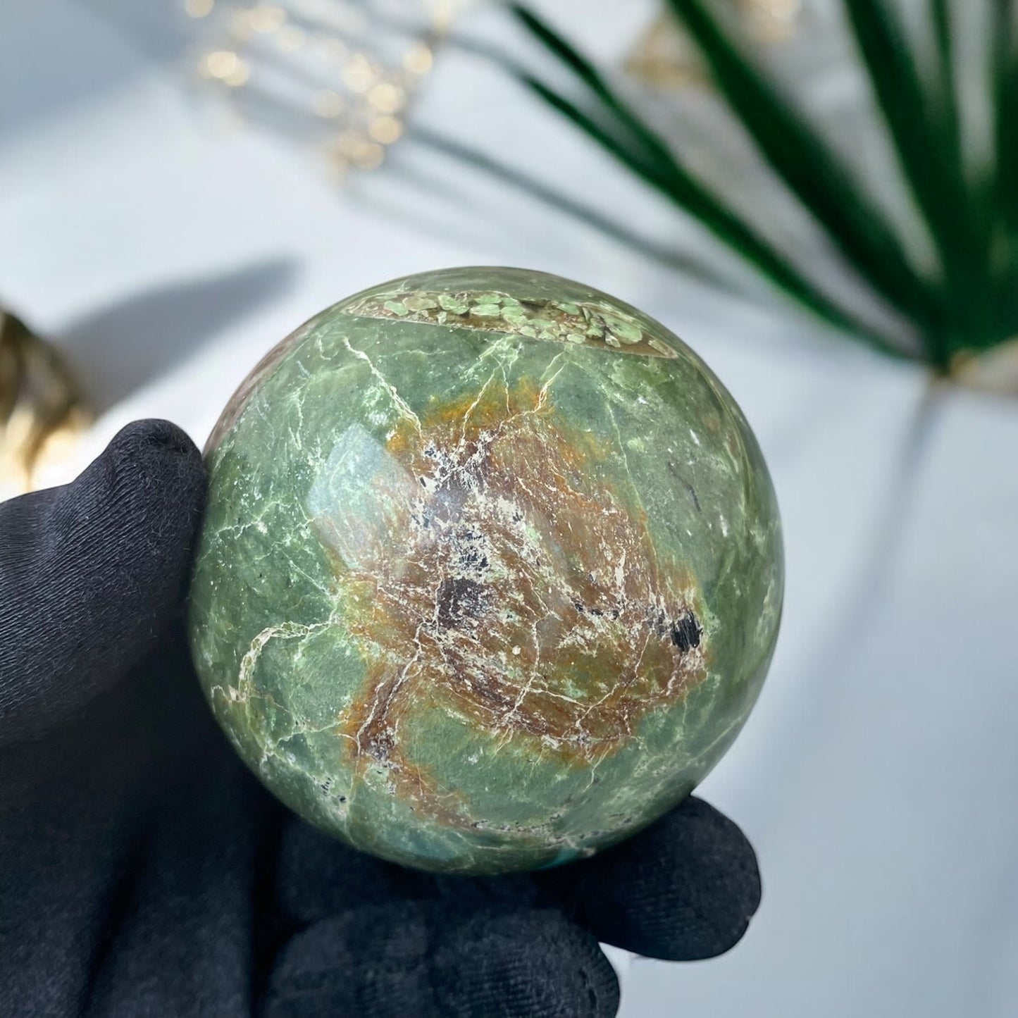 Hrizopāla lode (Hrizopāls - Zaļais Opāls, 301g., 5,7cm)