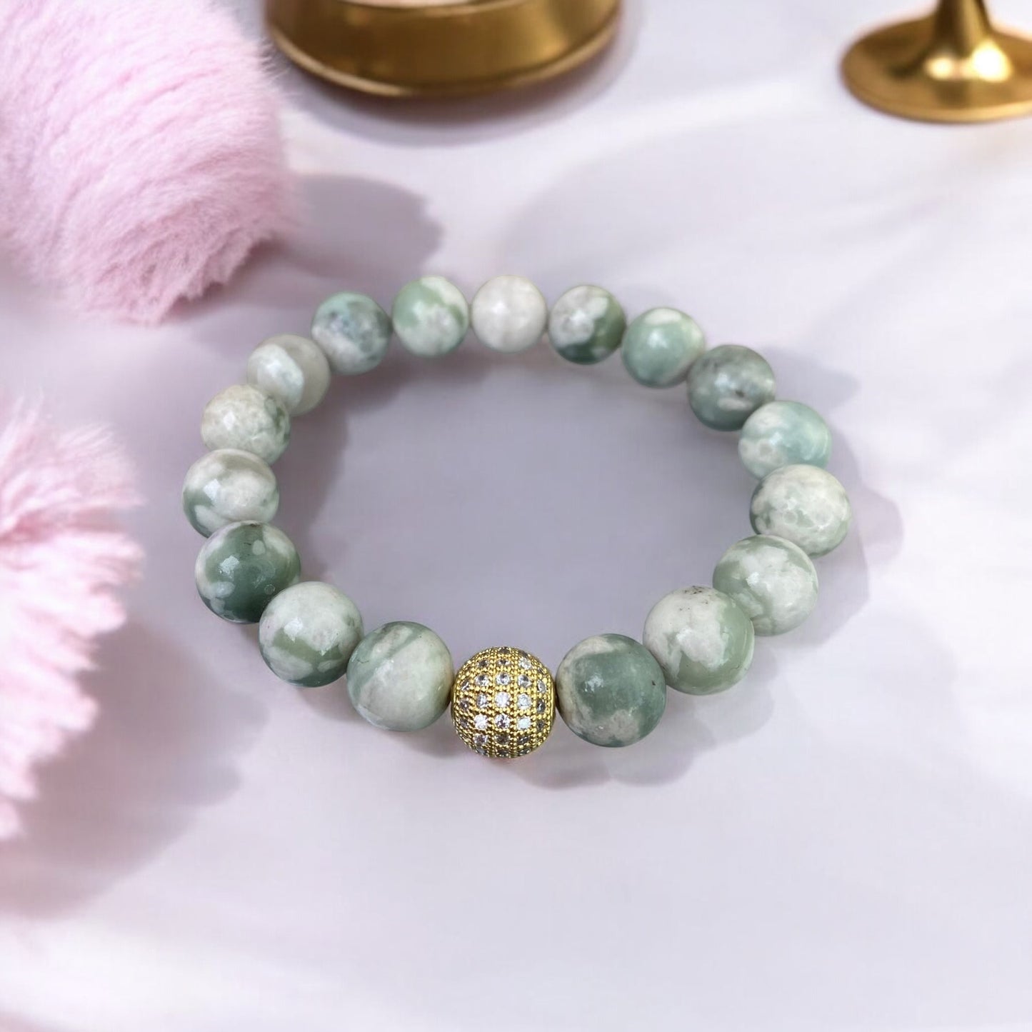 Žadeīta rokassprādze ar dekoratīvu bumbiņu (Žadeīts 10mm)