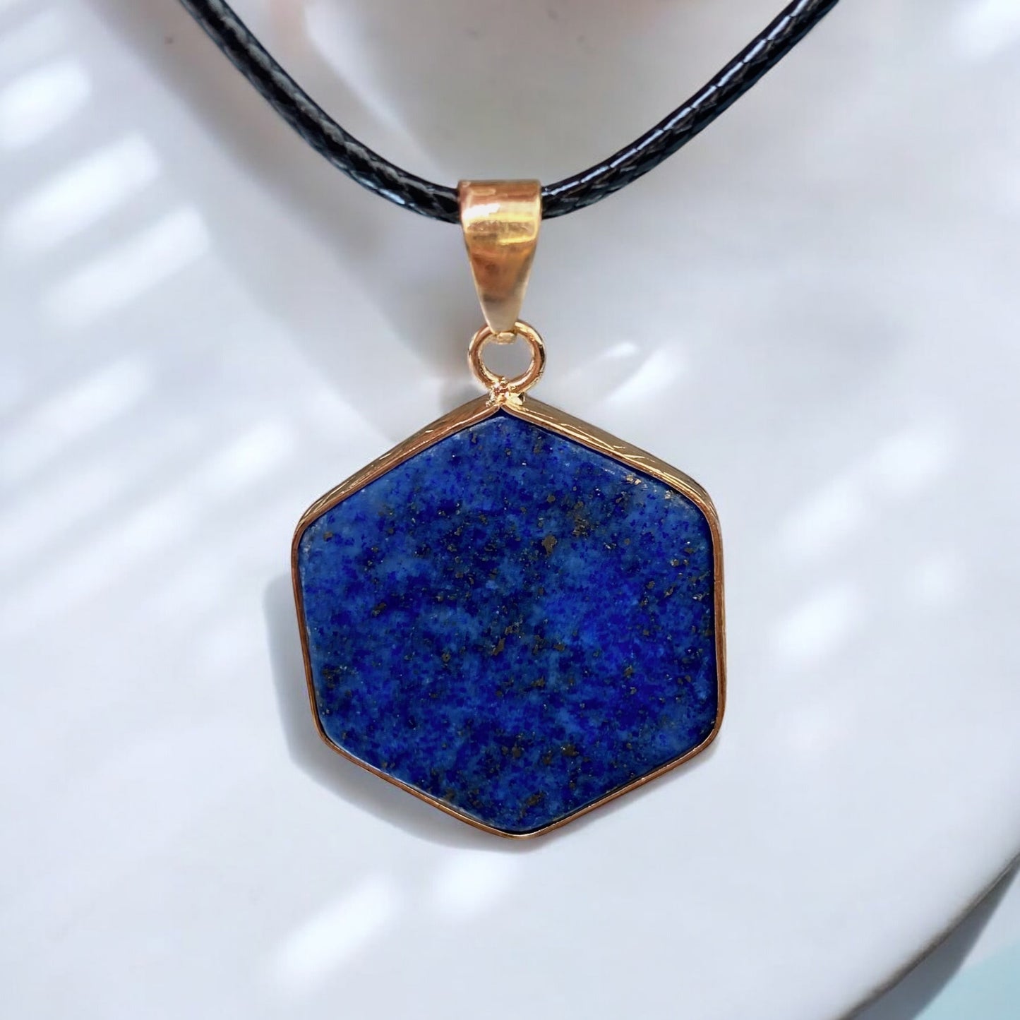 Lazurīta kulons (Lazurīts)