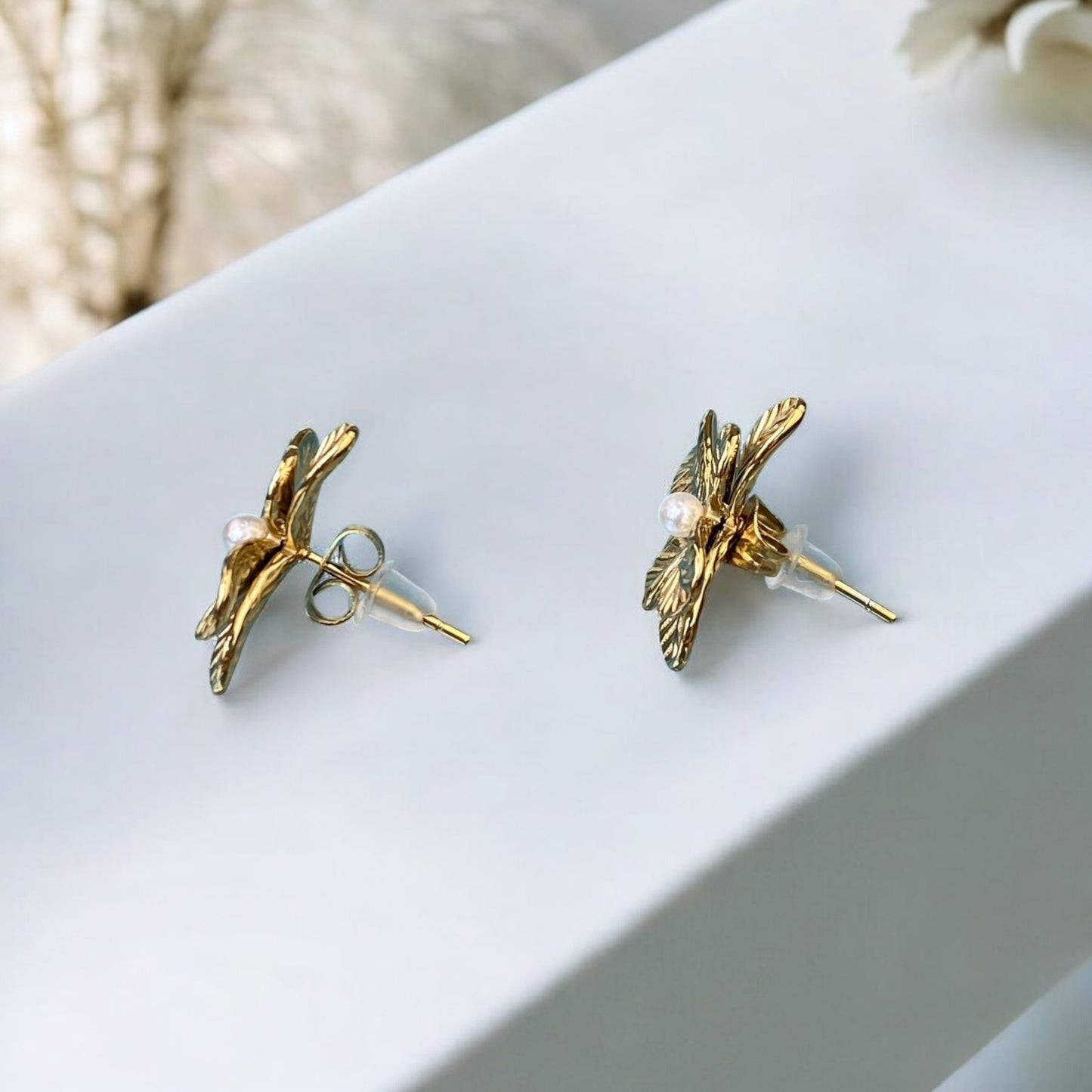Gold Plated Stainless Steel Earrings "Flower" with River Pearl