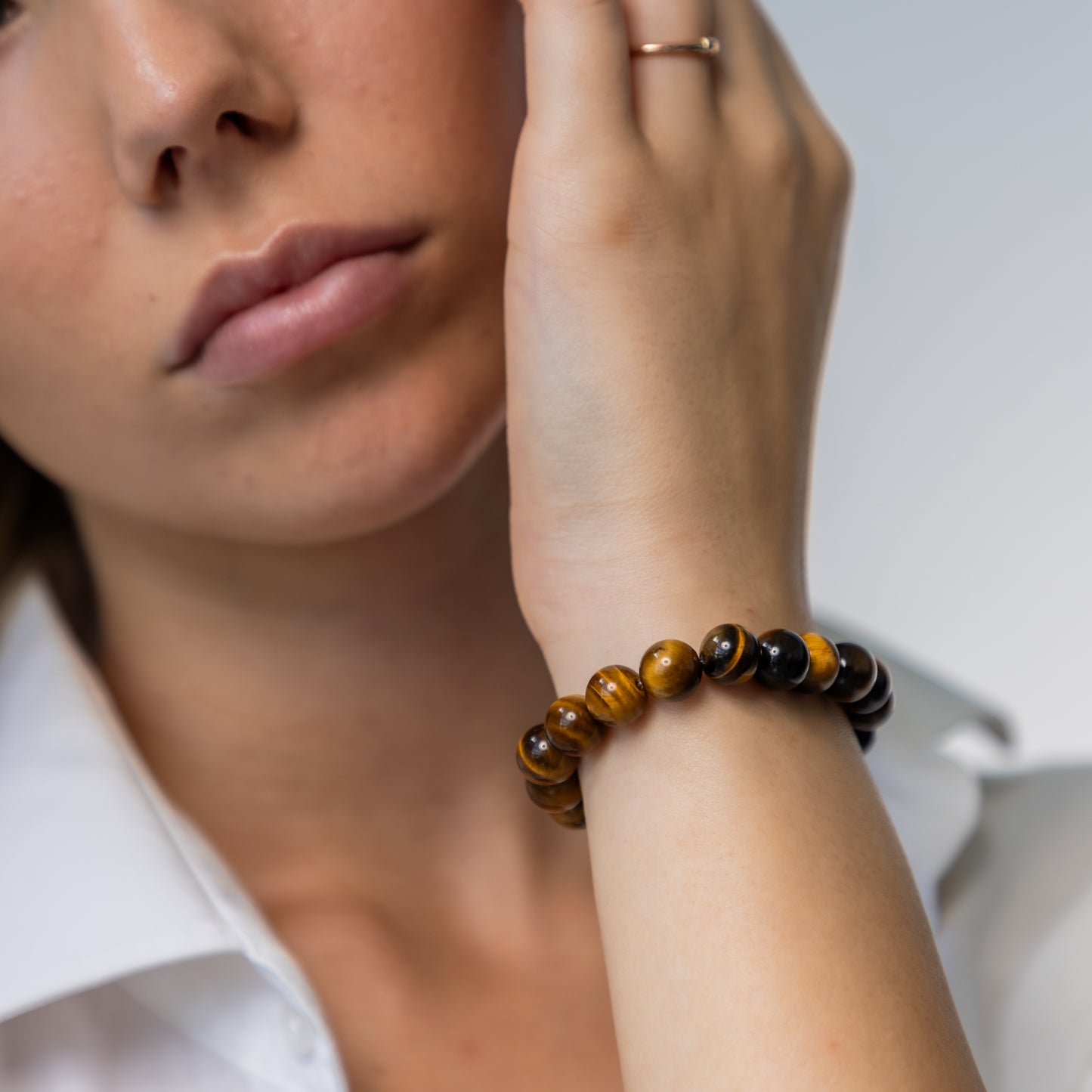 Tiger Eye bracelet (Tiger Eye, 10mm. For protection, well-being and health.)