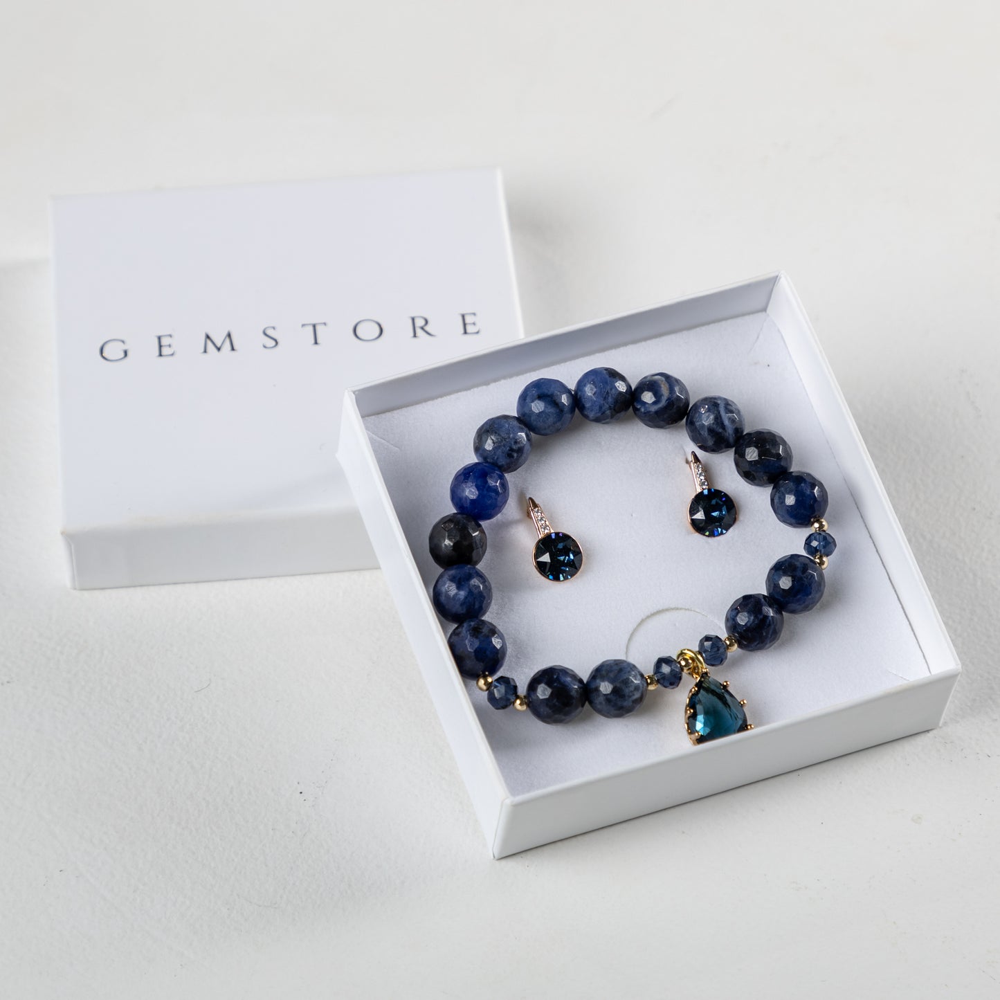Sodalite bracelet set with decorative crystals earrings