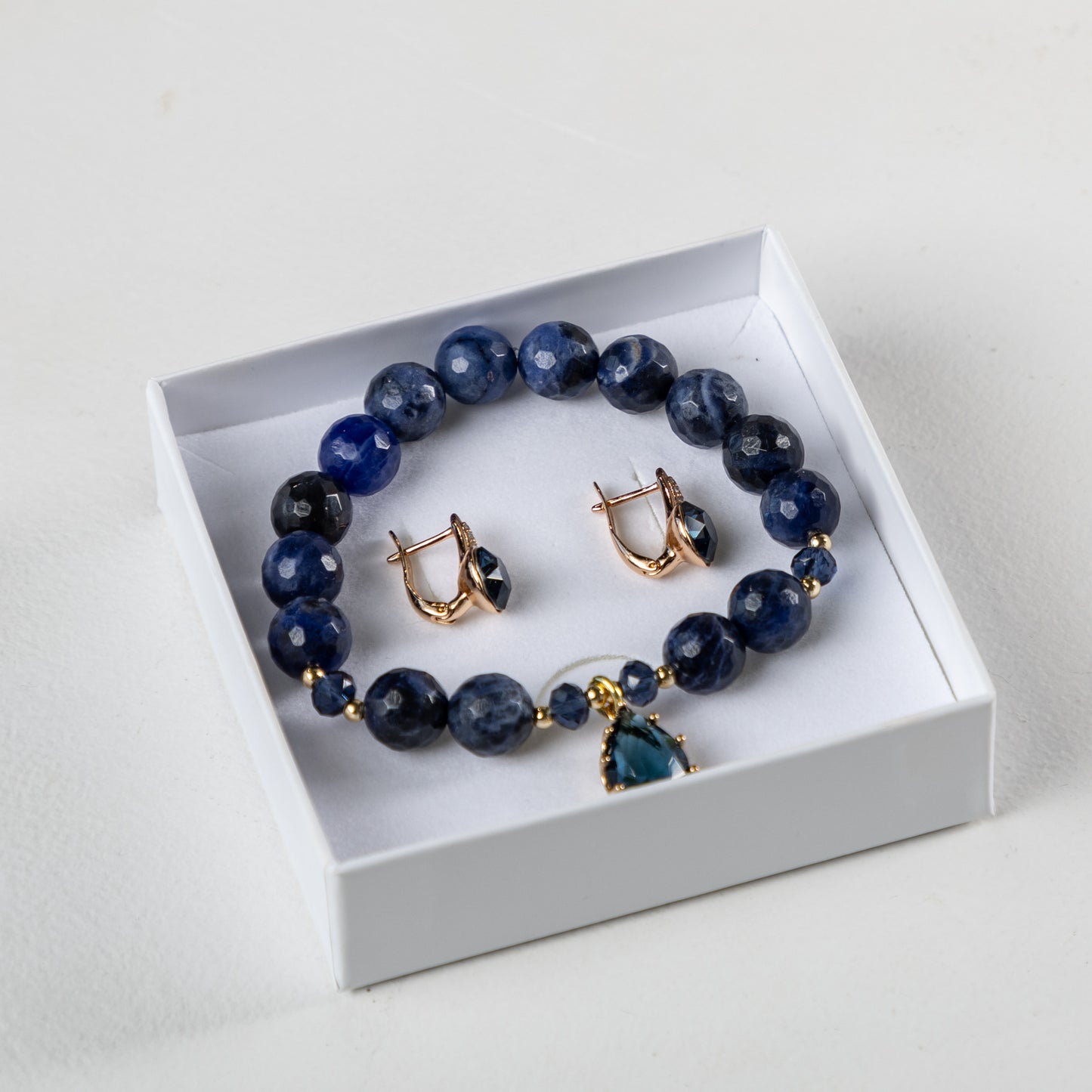Sodalite bracelet set with decorative crystals earrings