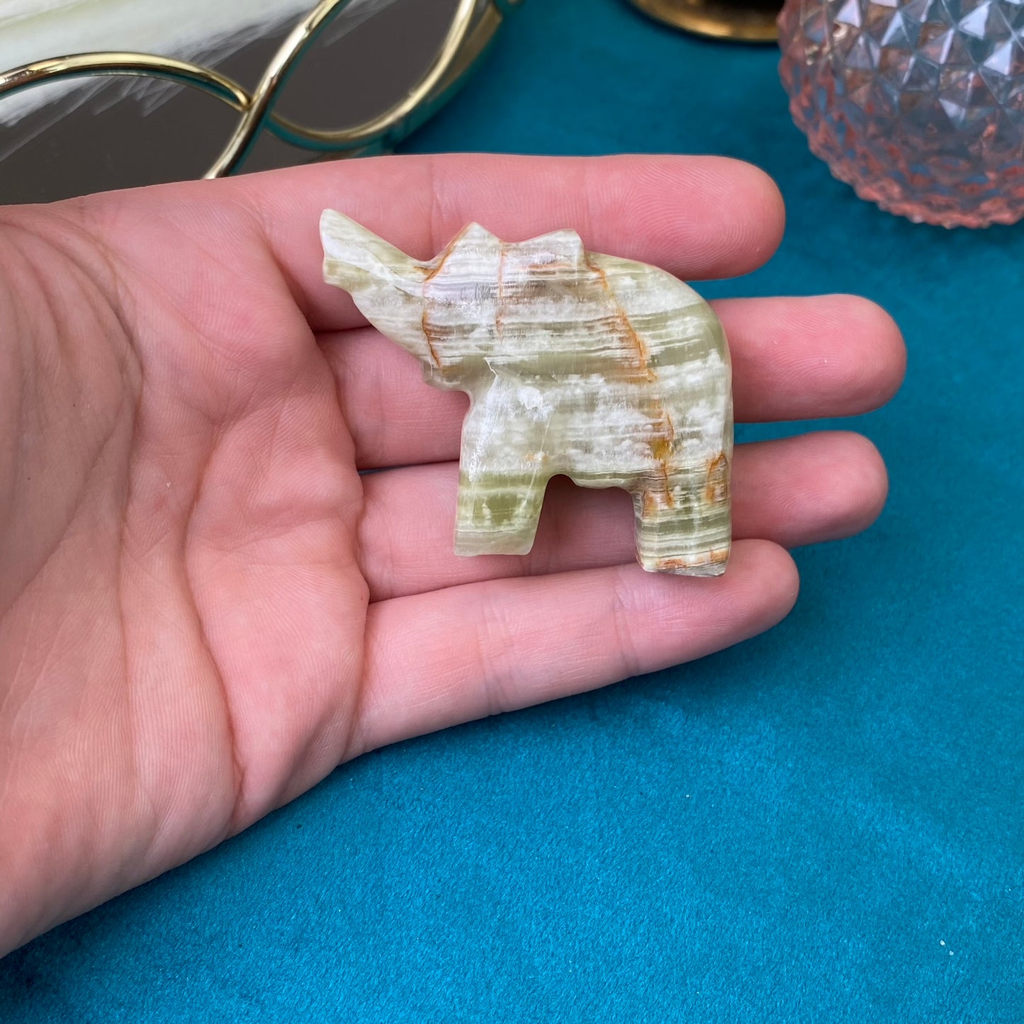 Natural Marble Onyx elephant (Marble Onyx)