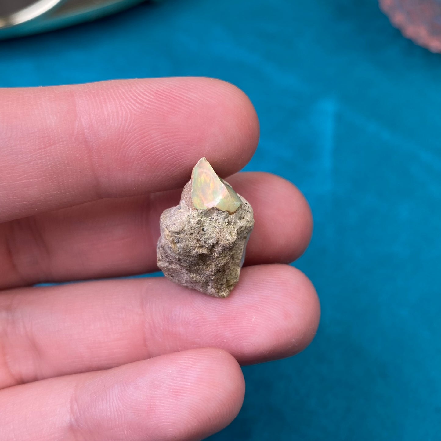 Natural raw Opal 2,8g. (High Quality, Ethiopia)