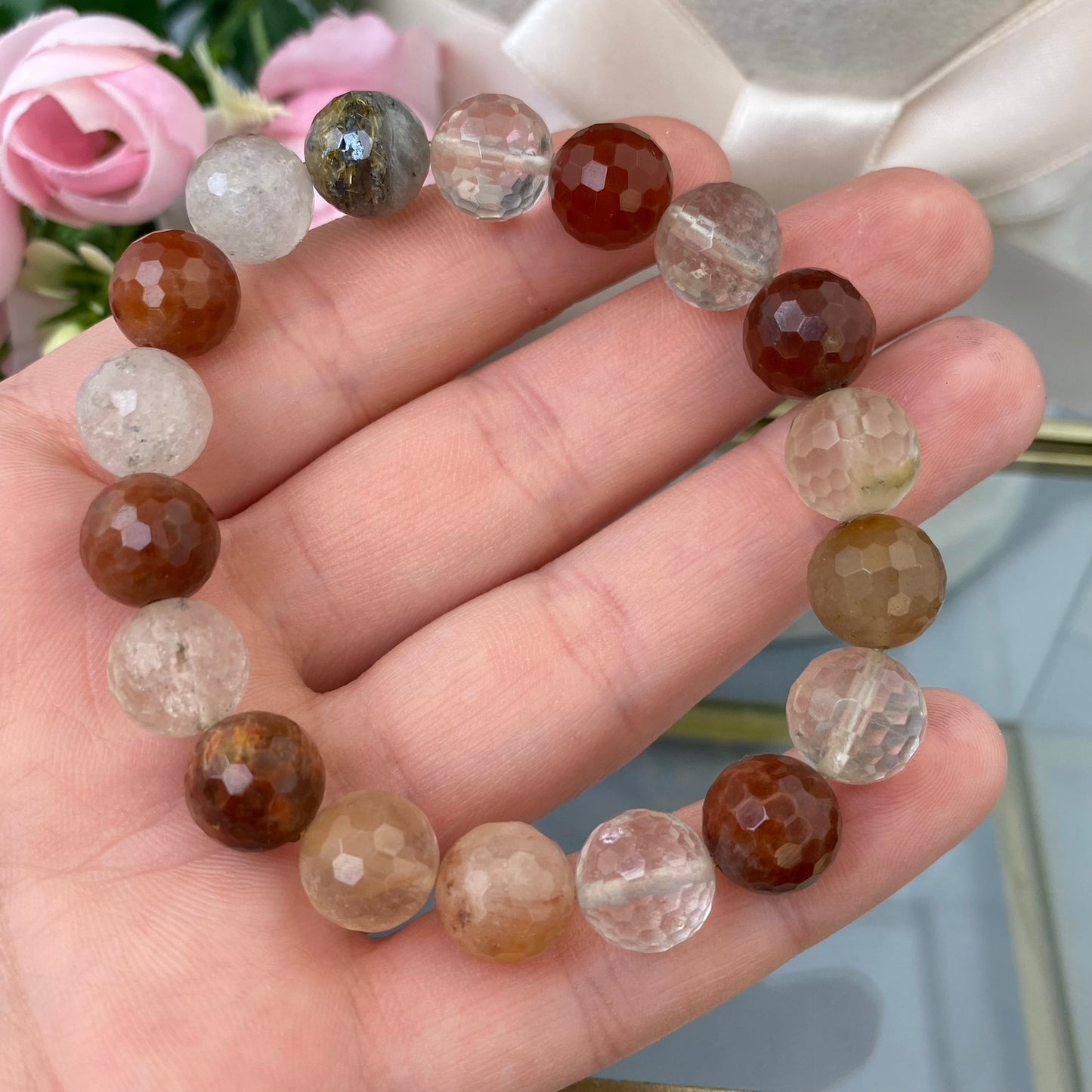 Quartz bracelet (Quartz 10mm, polished shape)