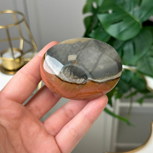 Polihromā Jašma 153g. (Jašma, Madagaskara)
