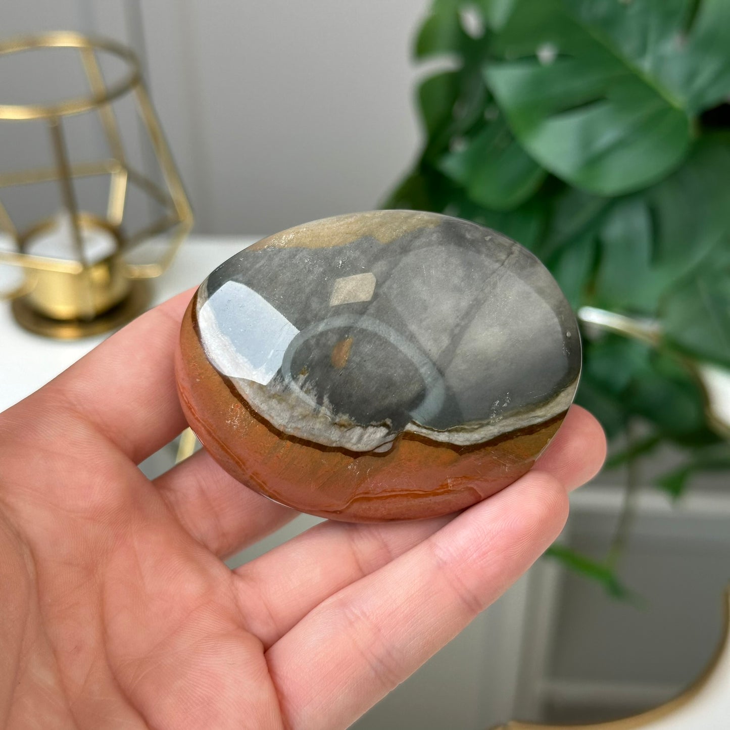 Polihromā Jašma 153g. (Jašma, Madagaskara)