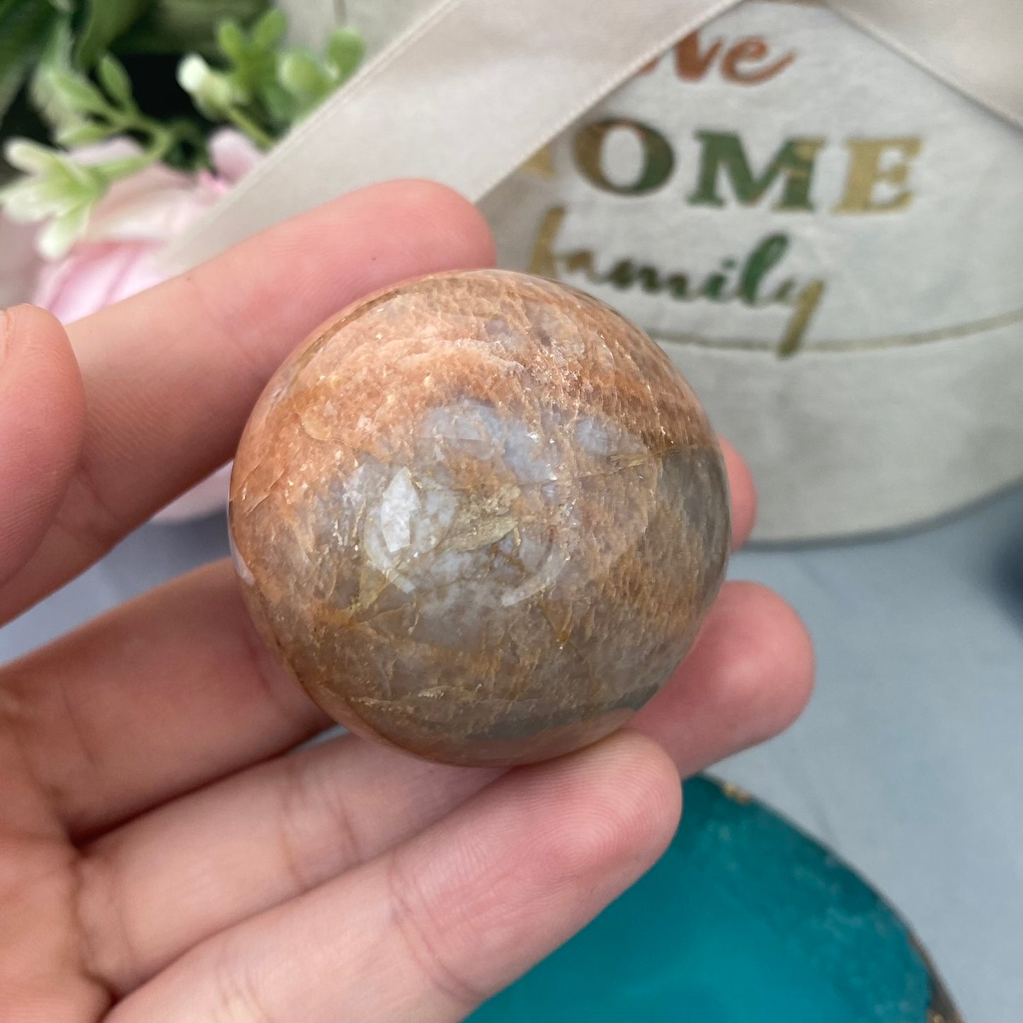 Sunstone sphere (4cm, 88g.)