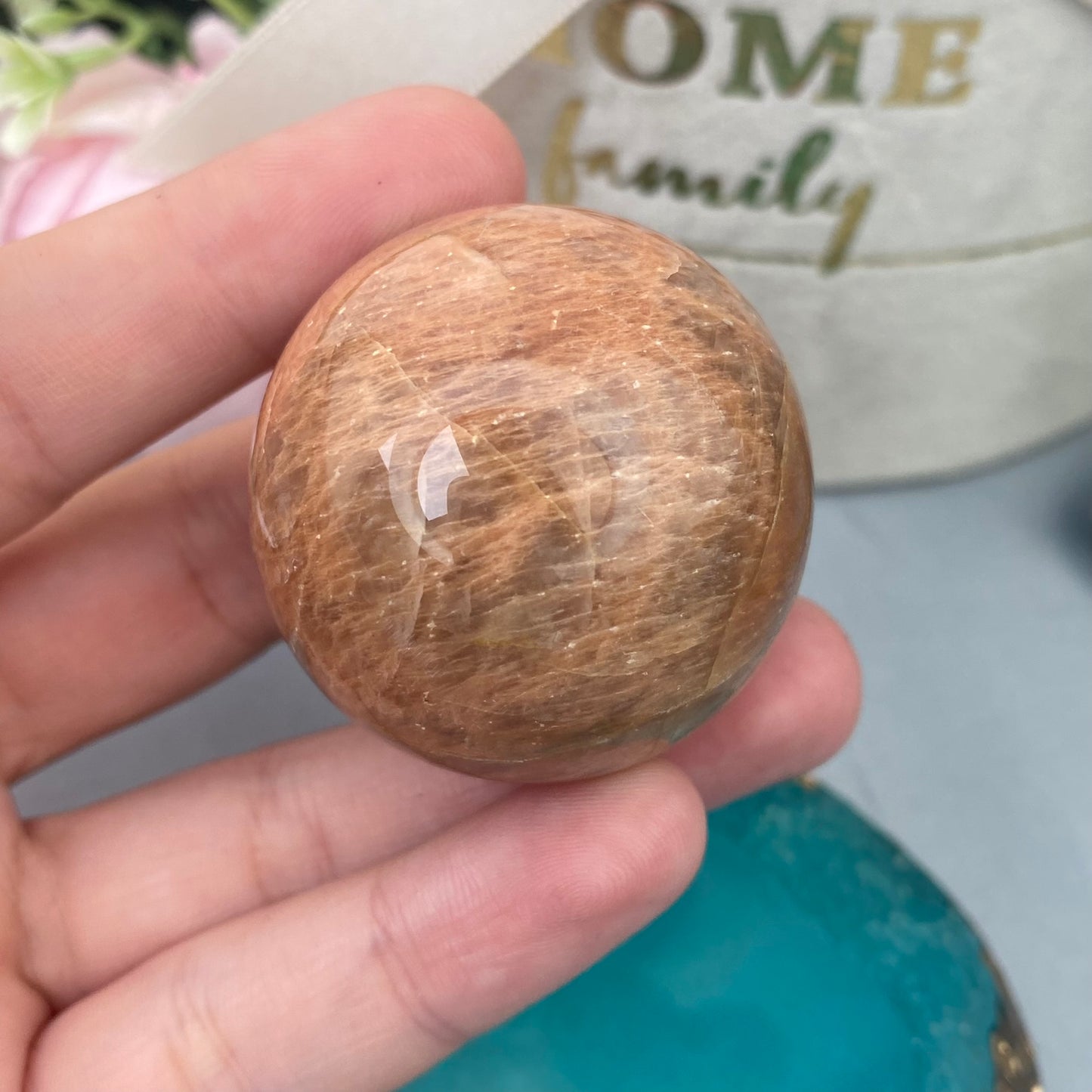 Sunstone sphere (4cm, 88g.)