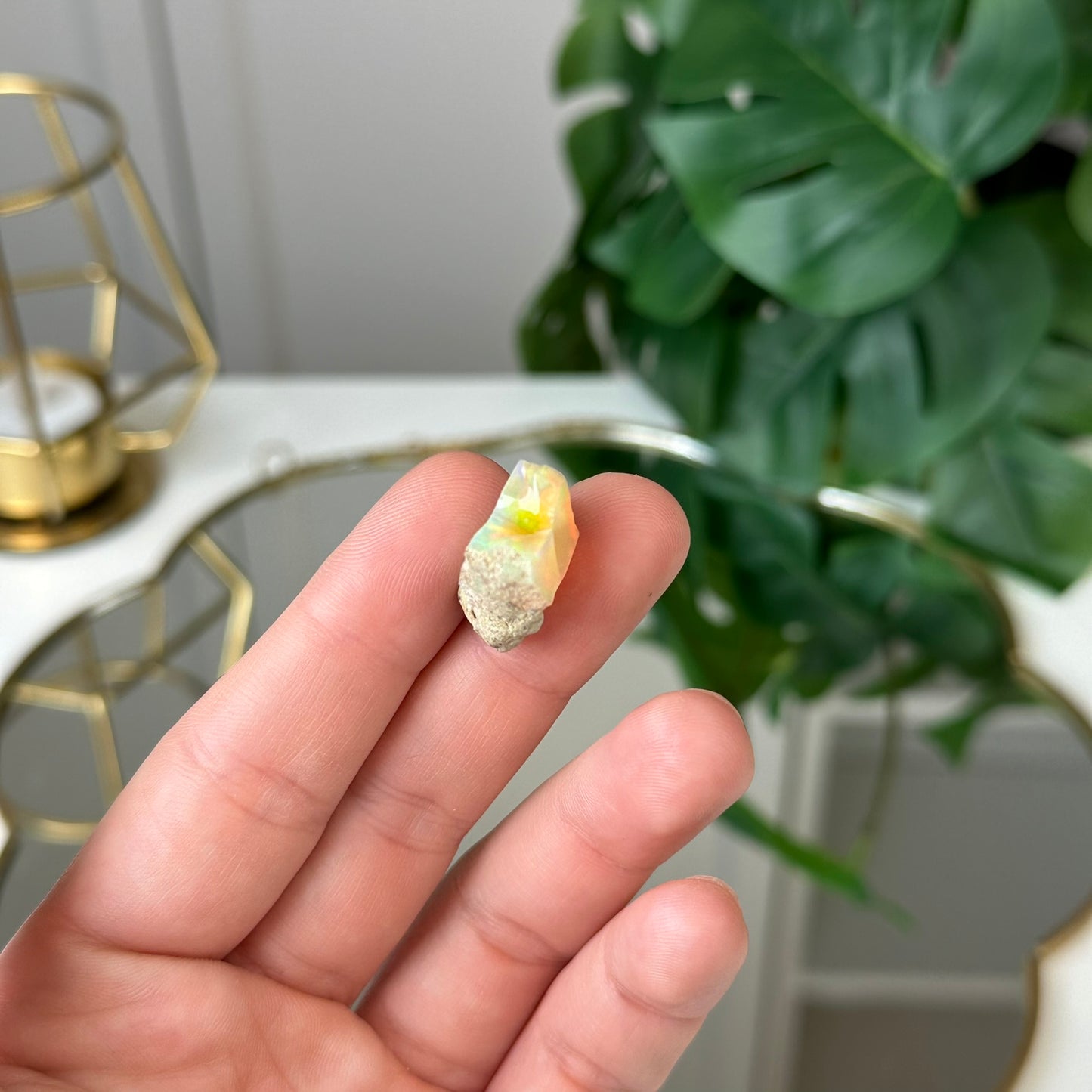 Neapstrādāts Opāls 2.6g. (Augsta kvalitāte, Etiopija)