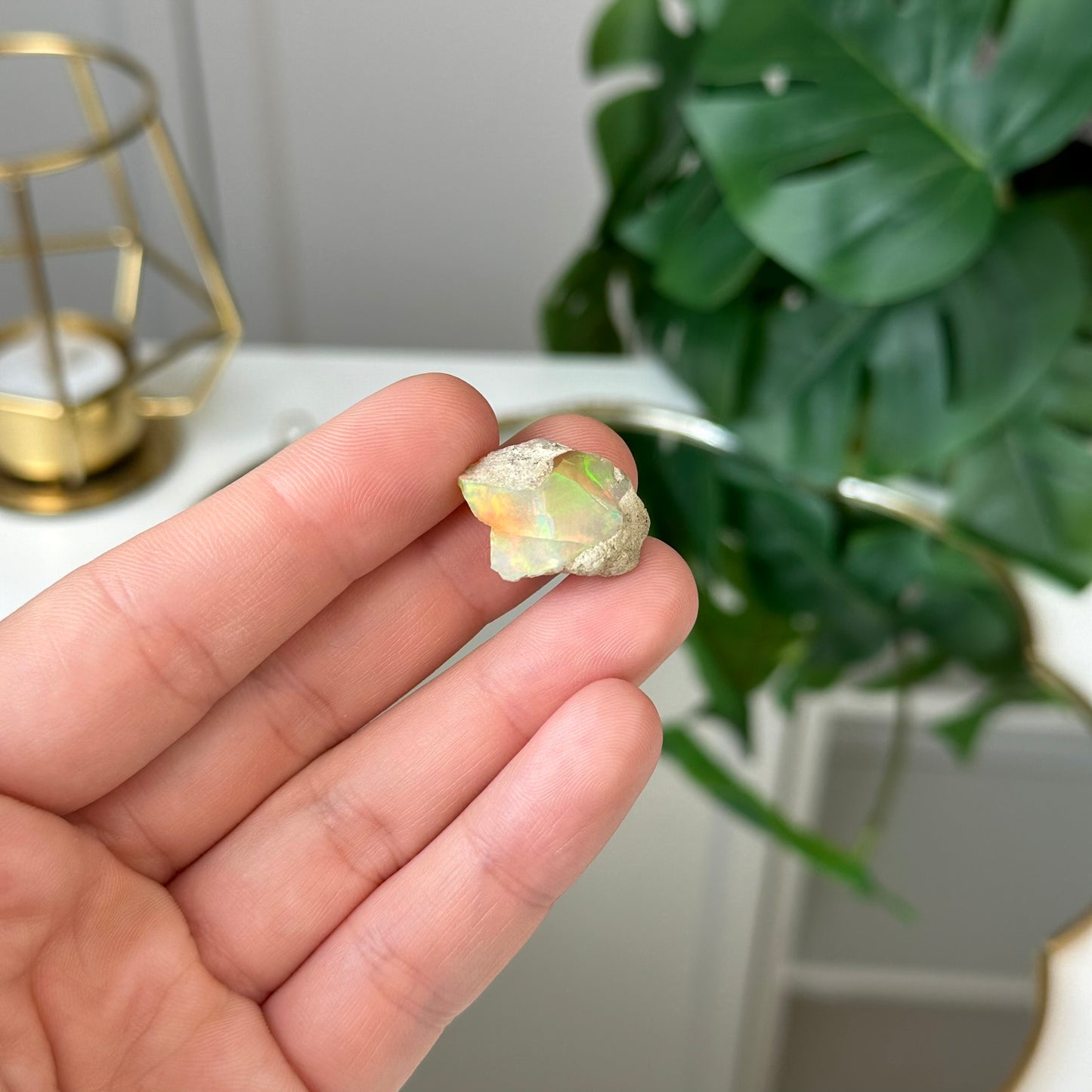 Neapstrādāts Opāls 2.6g. (Augsta kvalitāte, Etiopija)