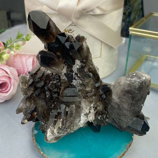 Smoky Quartz (Raugh -Topaz 546g.