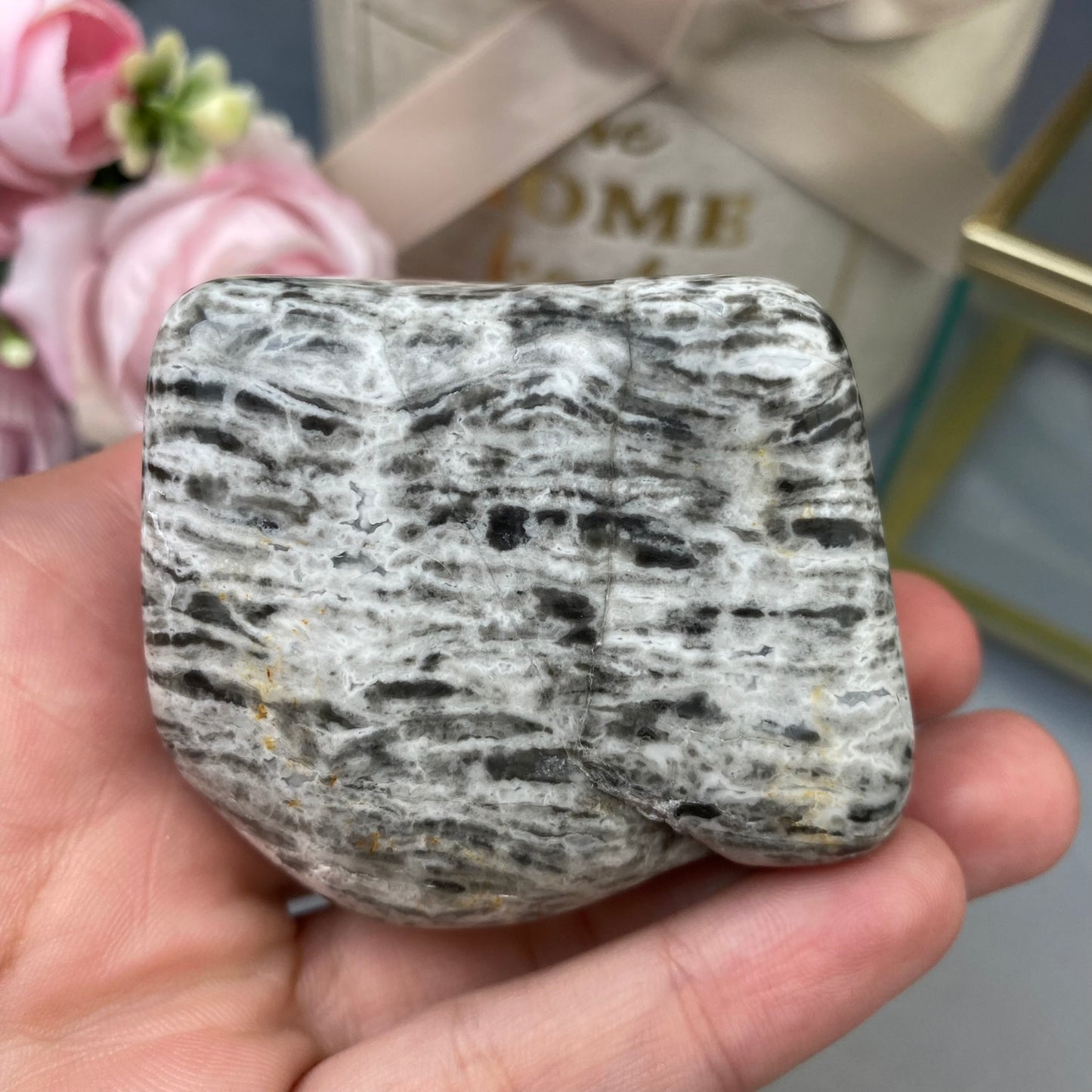 Agate (208 g.)