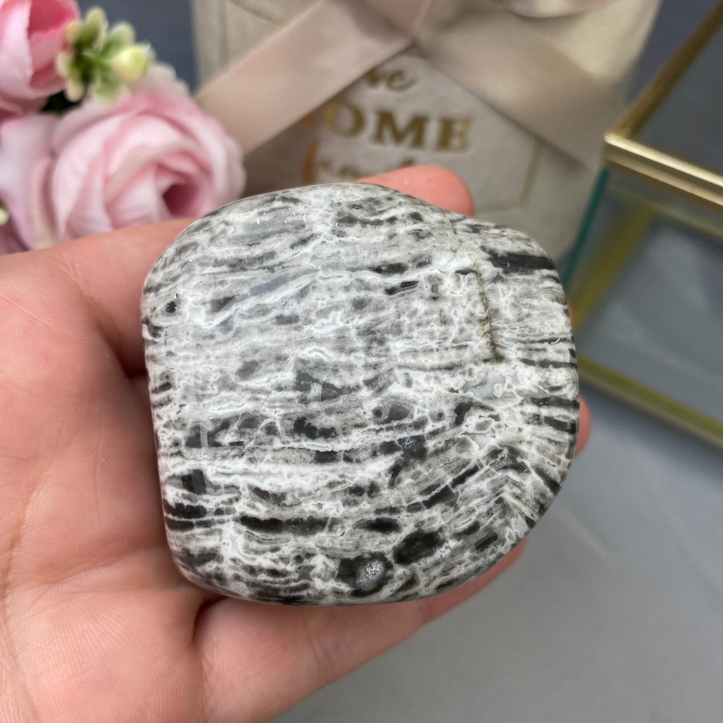 Agate (208 g.)