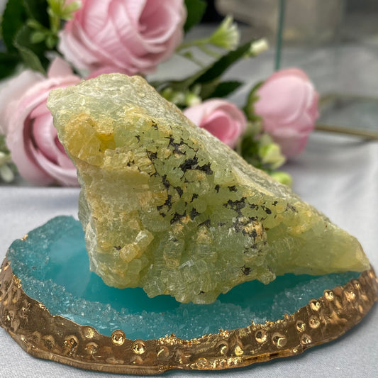 Prehnite (raw)