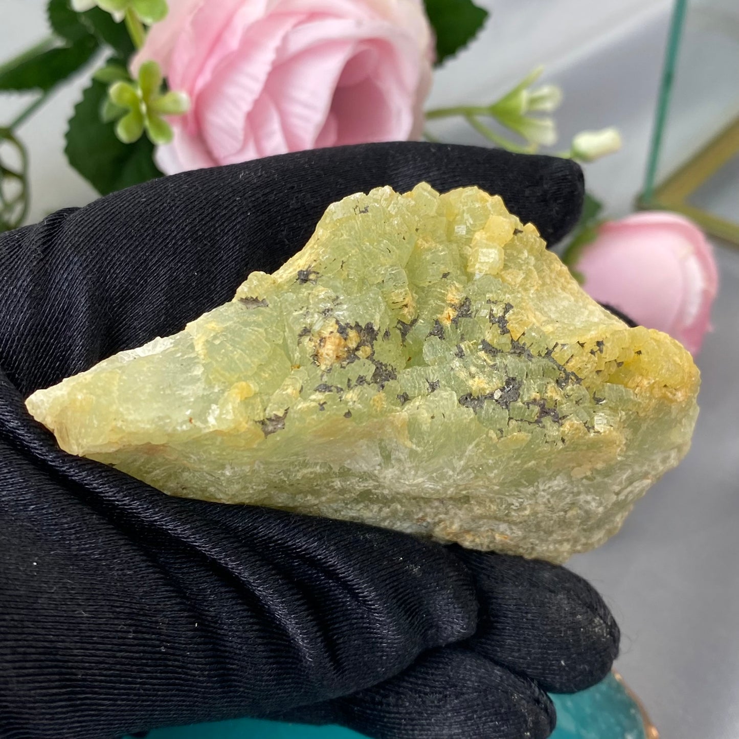 Prehnite (raw)