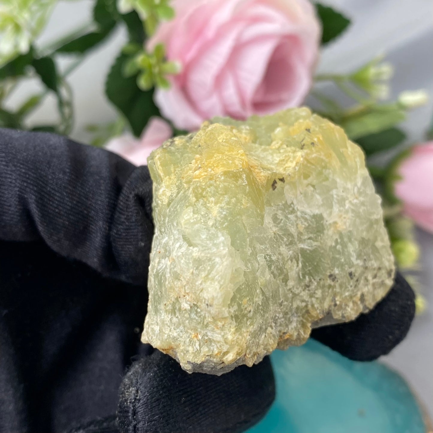 Prehnite (raw)