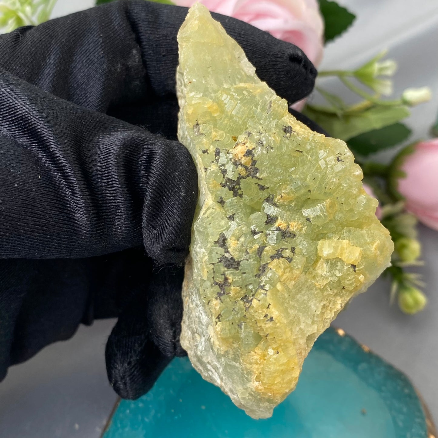 Prehnite (raw)