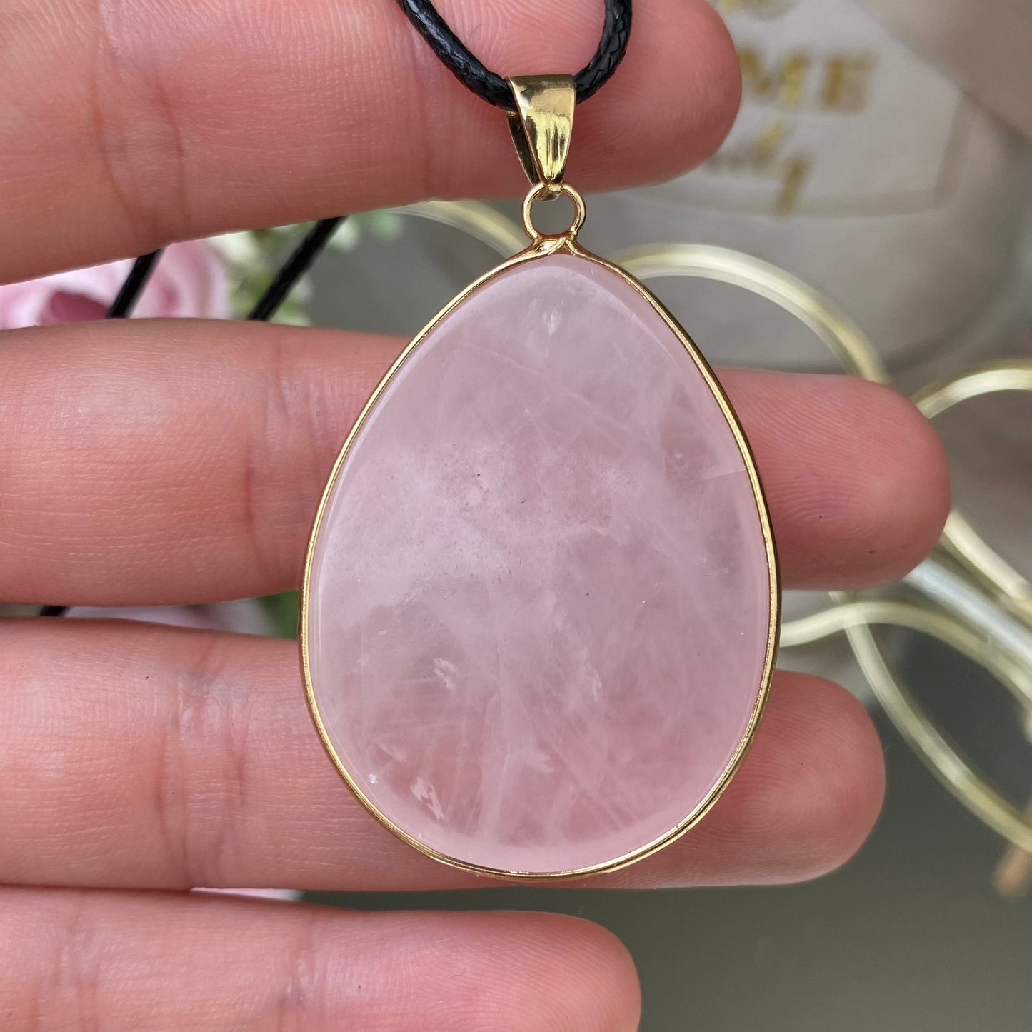 Rose Quartz pendant (Rose Quartz)