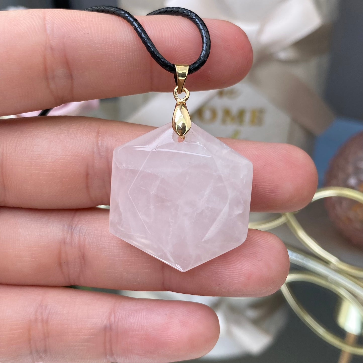 Rose Quartz pendant (Rose Quartz)