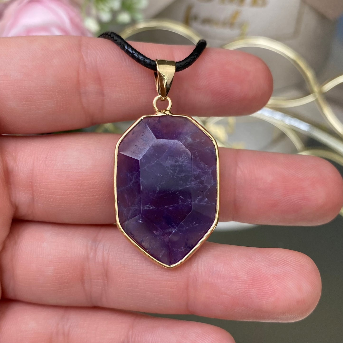 Amethyst pendant (Amethyst)