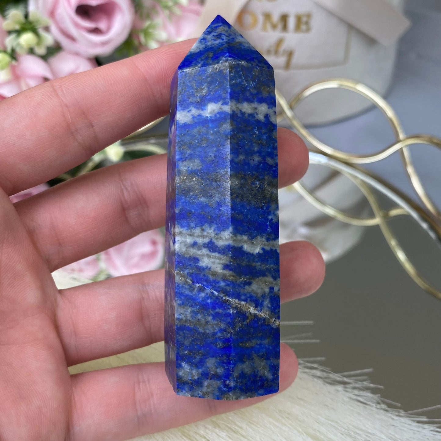 Lazurite tower (117g.)