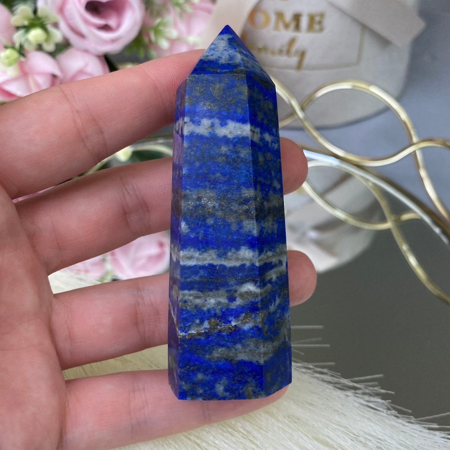 Lazurite tower (117g.)