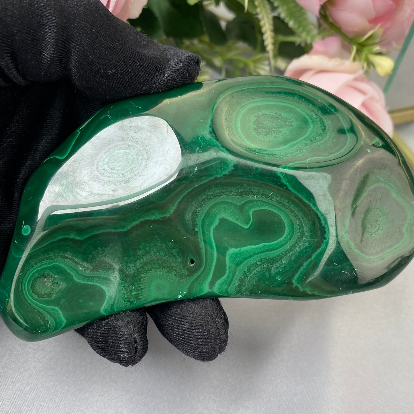Malachite (350g., 12.5x2-3x5.5)