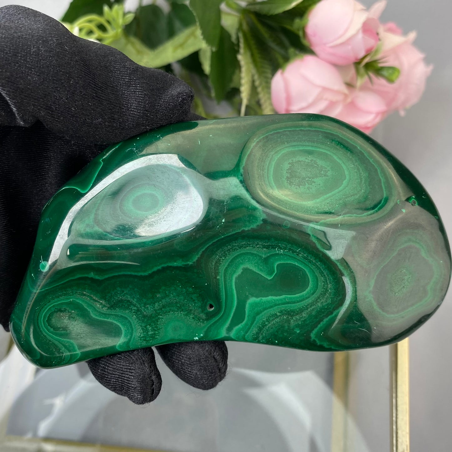 Malachite (350g., 12.5x2-3x5.5)