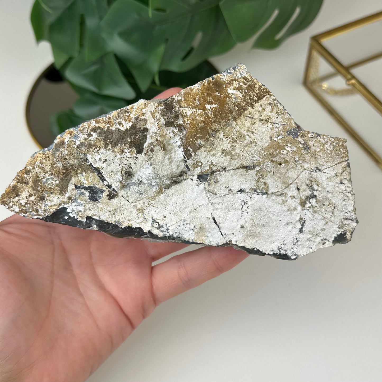Ametista drūza (Ametists, Augsta kvalitāte, Urugvaja, 658g.)
