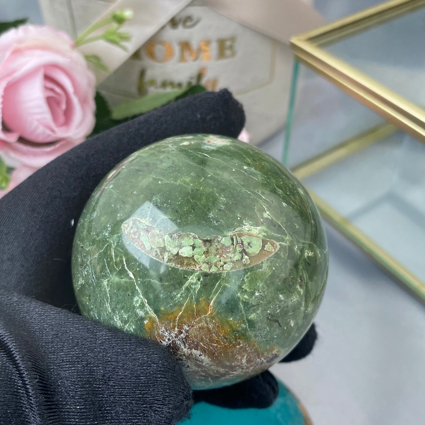 Chrysopal ball (Chrysopal - Green Opal, 301g., 5.7cm)