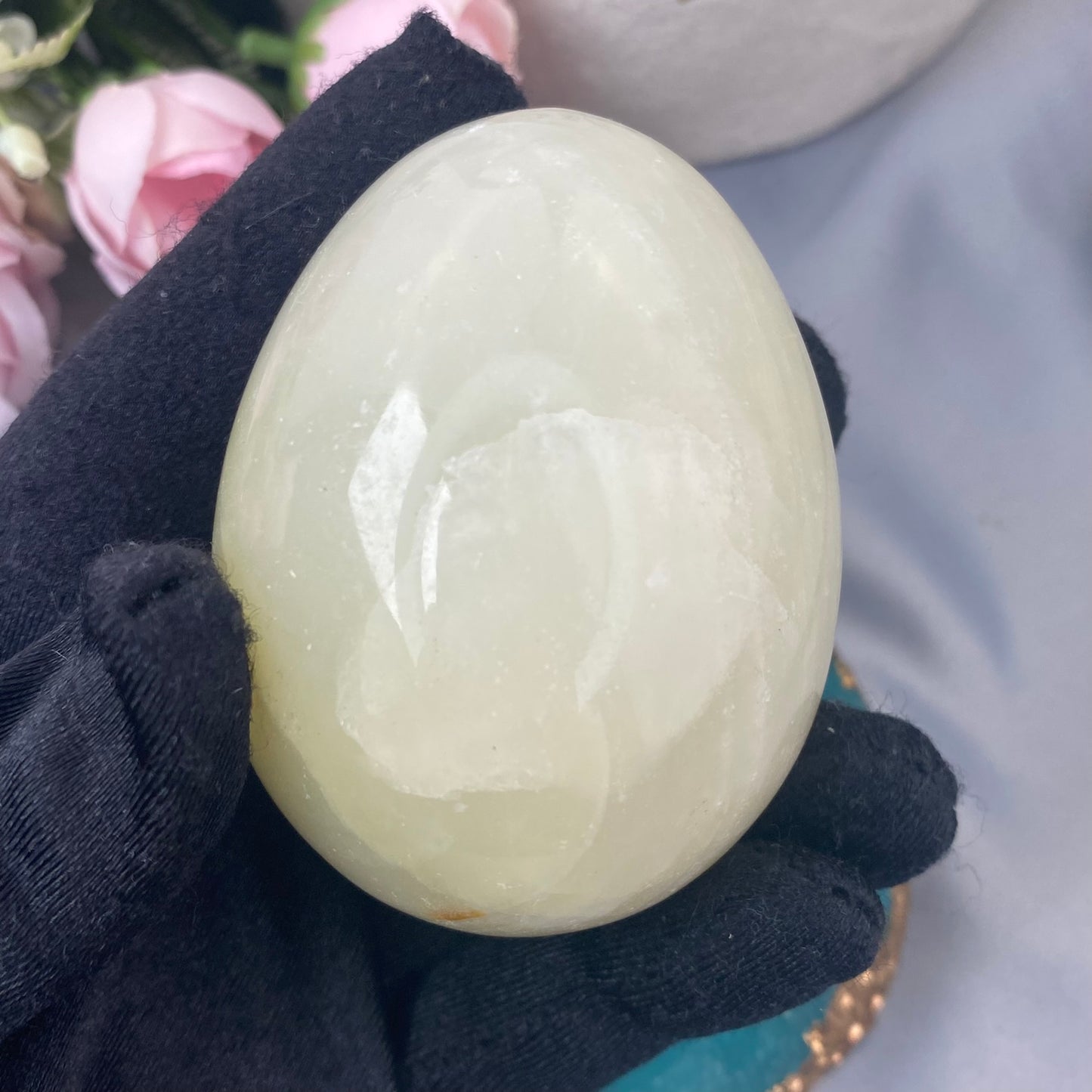 Marble Onyx egg (Onyx 253g., 4.6×6.1cm)