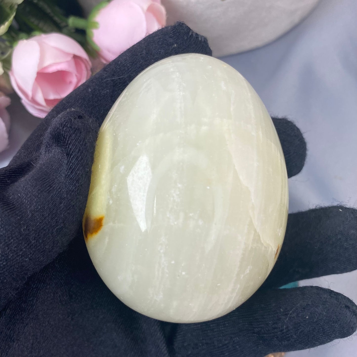 Marble Onyx egg (Onyx 253g., 4.6×6.1cm)