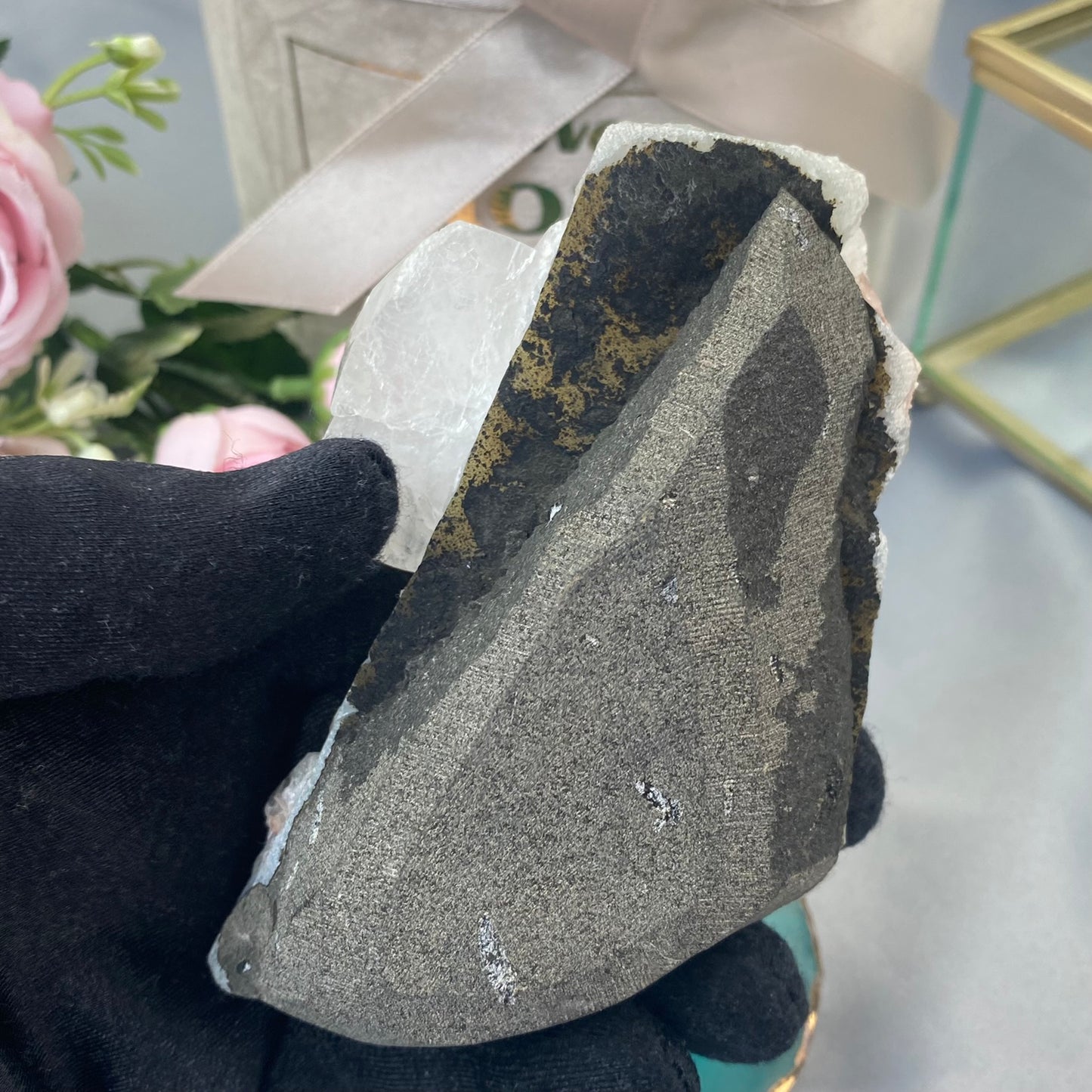 Apophyllite (308g.)