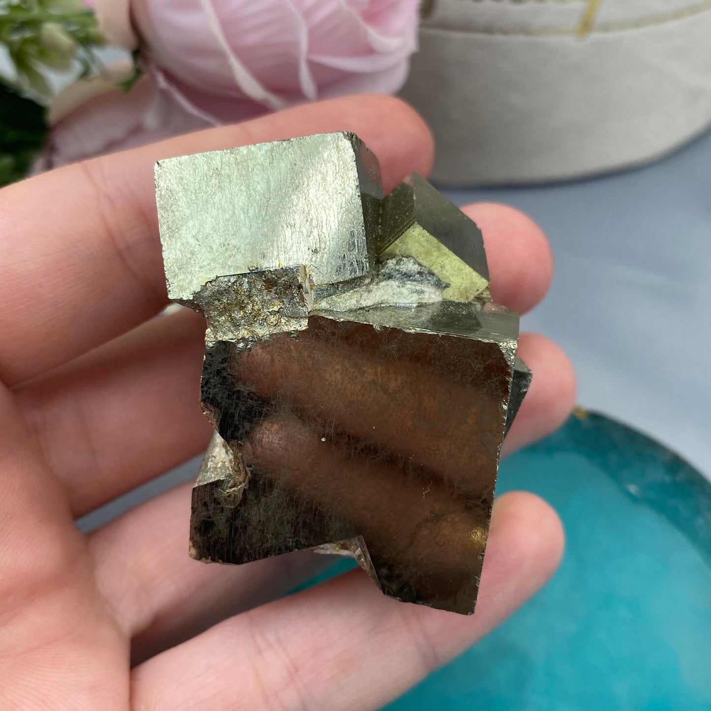 Pyrite (163g.)