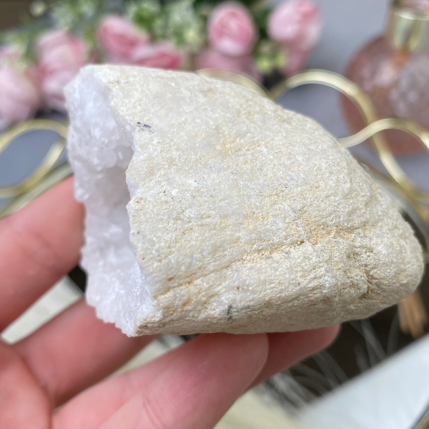 Natural Quartz geode 193g.
