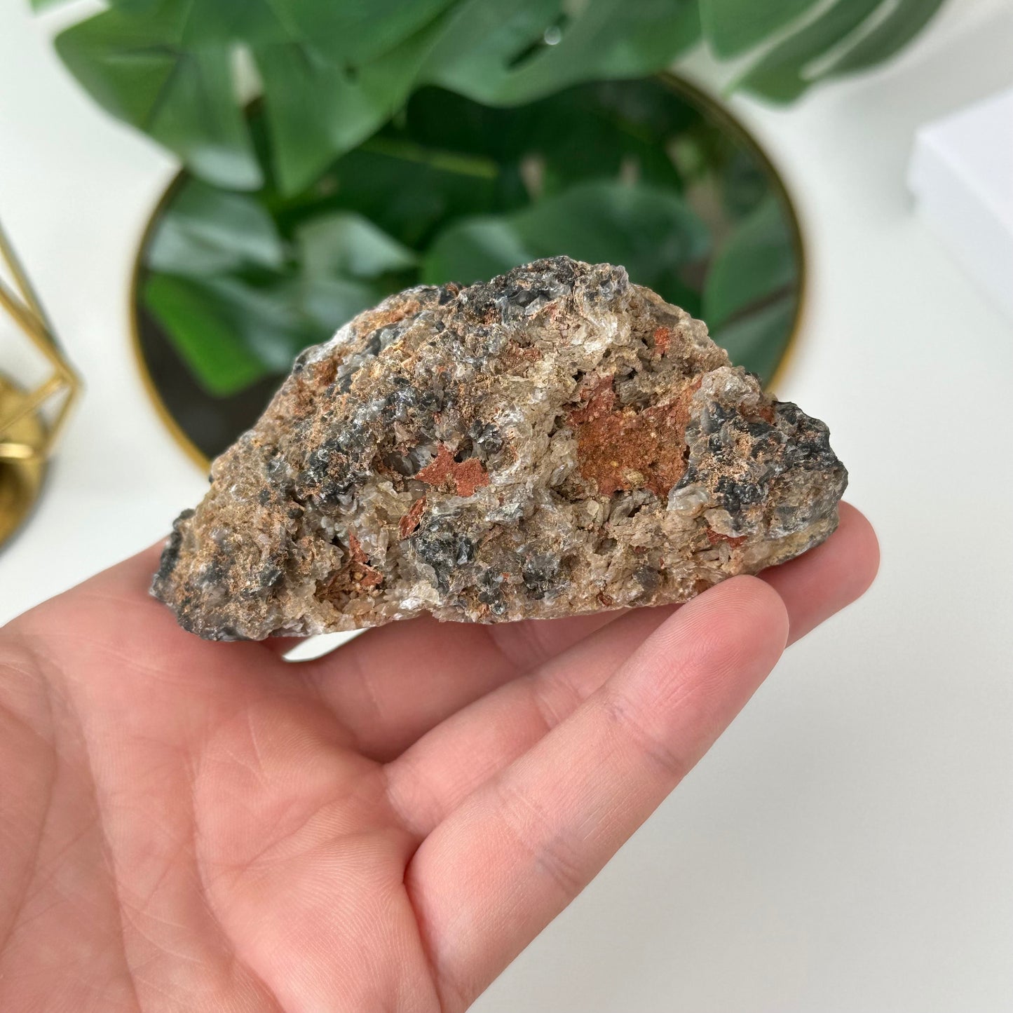 Ahāta Žeoda ar Kalnu kristālu