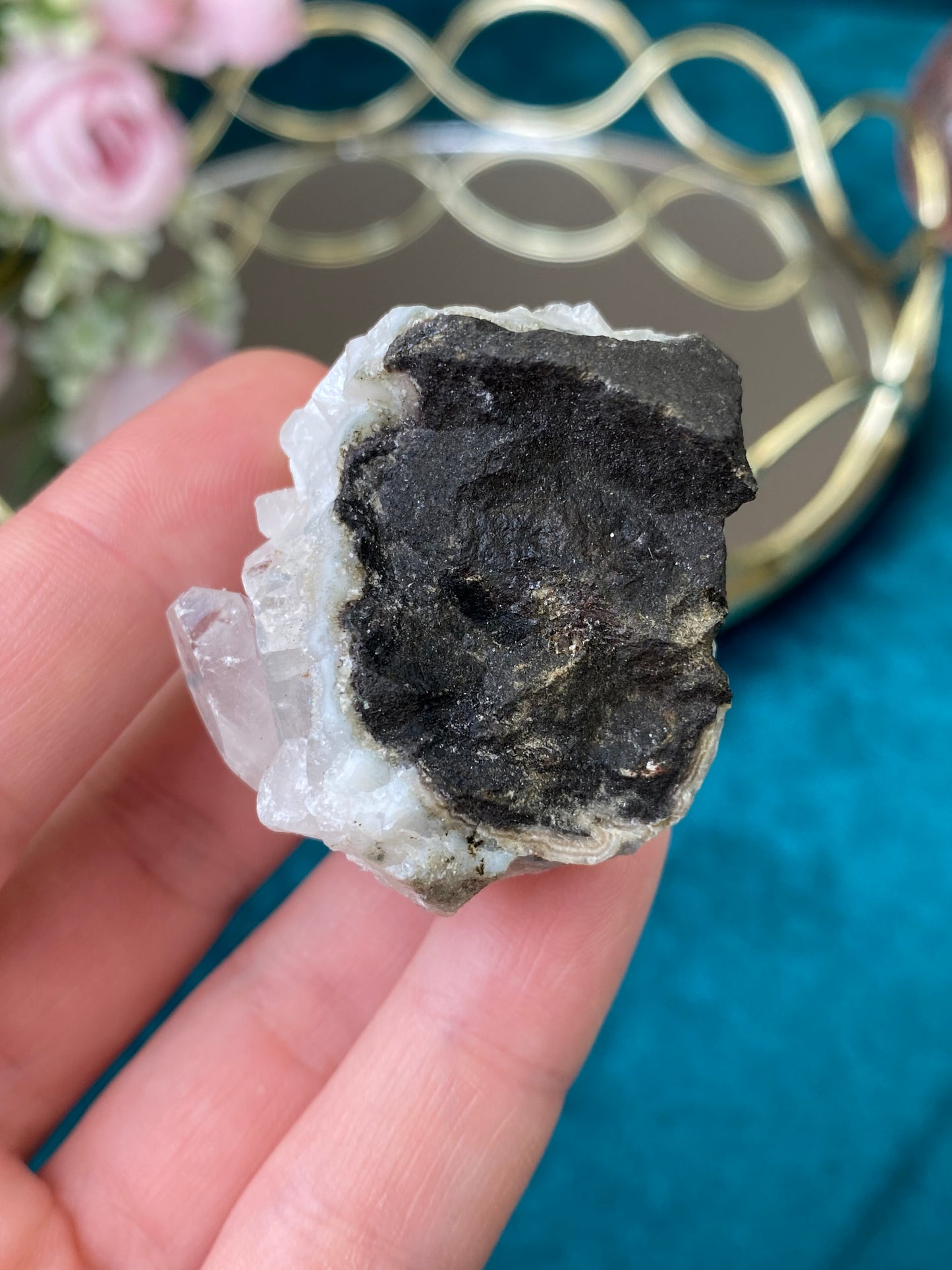 Natural raw Apophyllite druse 51g. (India)