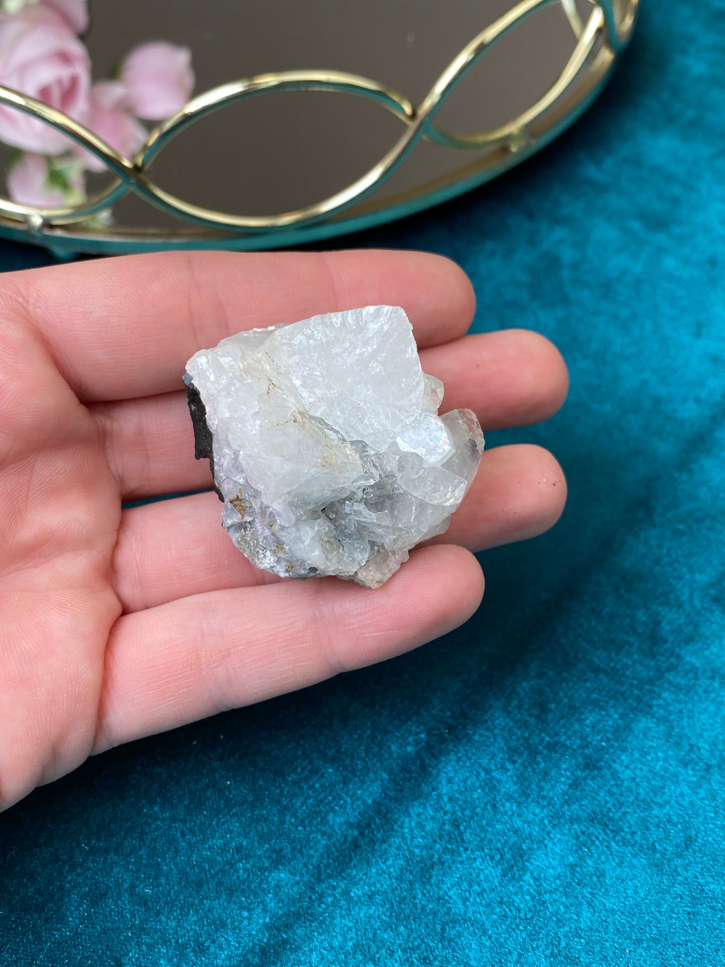 Natural raw Apophyllite druse 51g. (India)