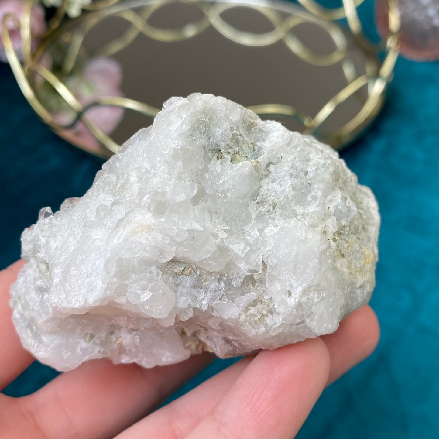 Natural raw Clear Quartz druse 240g.