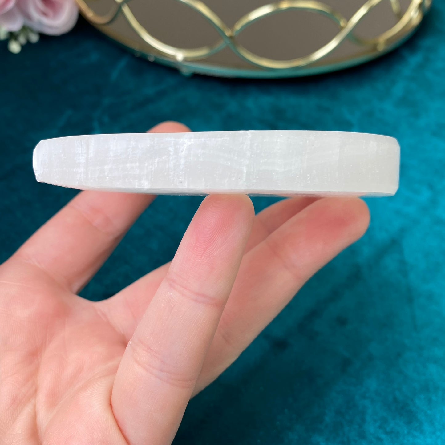 Selenite charging pad Heart size-S