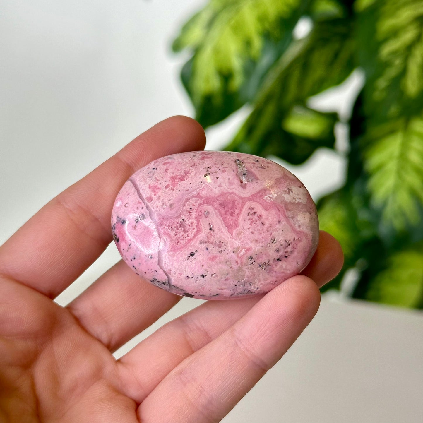 Slīpēts Rodonīts (Peru, 98g.)