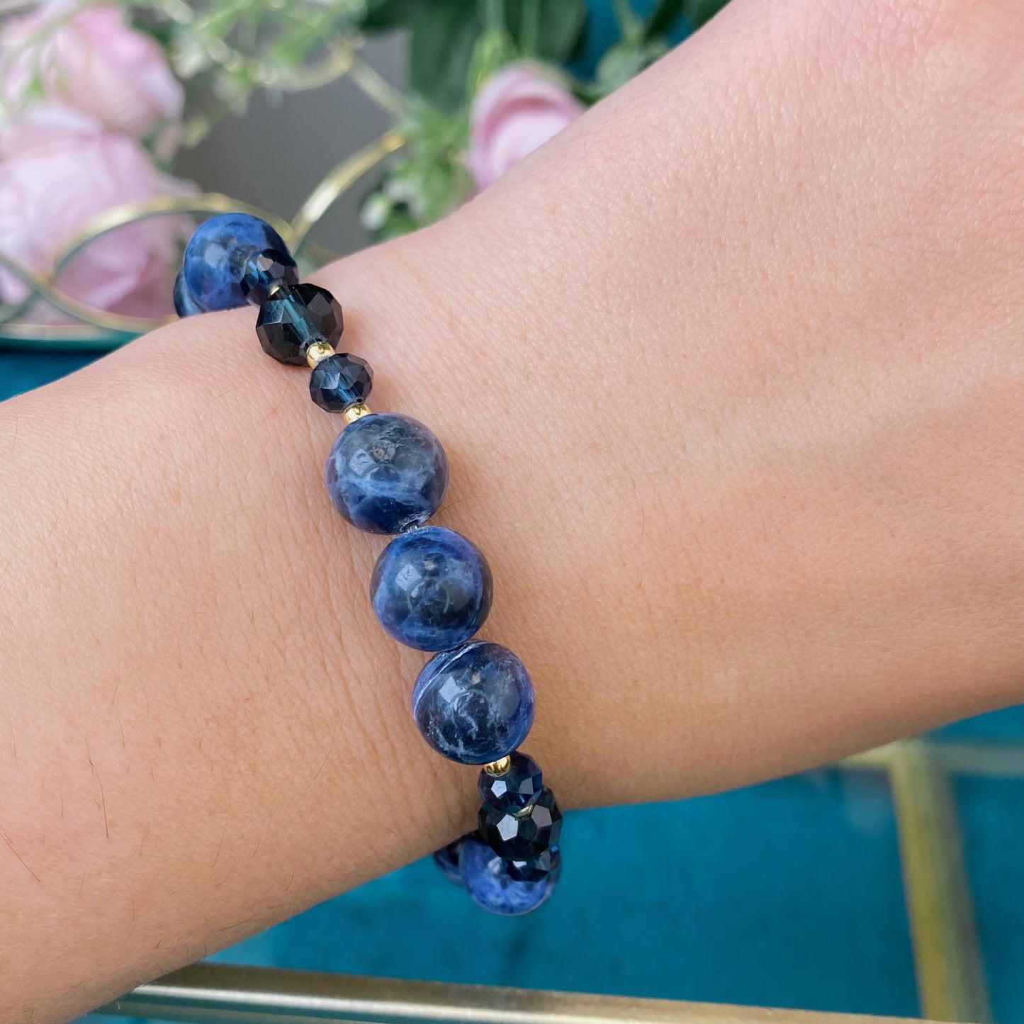 Sodalite bracelet (Sodalite, 10mm.For success, knowledge and luck.)