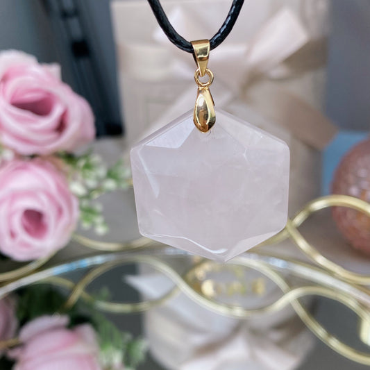 Rose Quartz pendant (Rose Quartz)