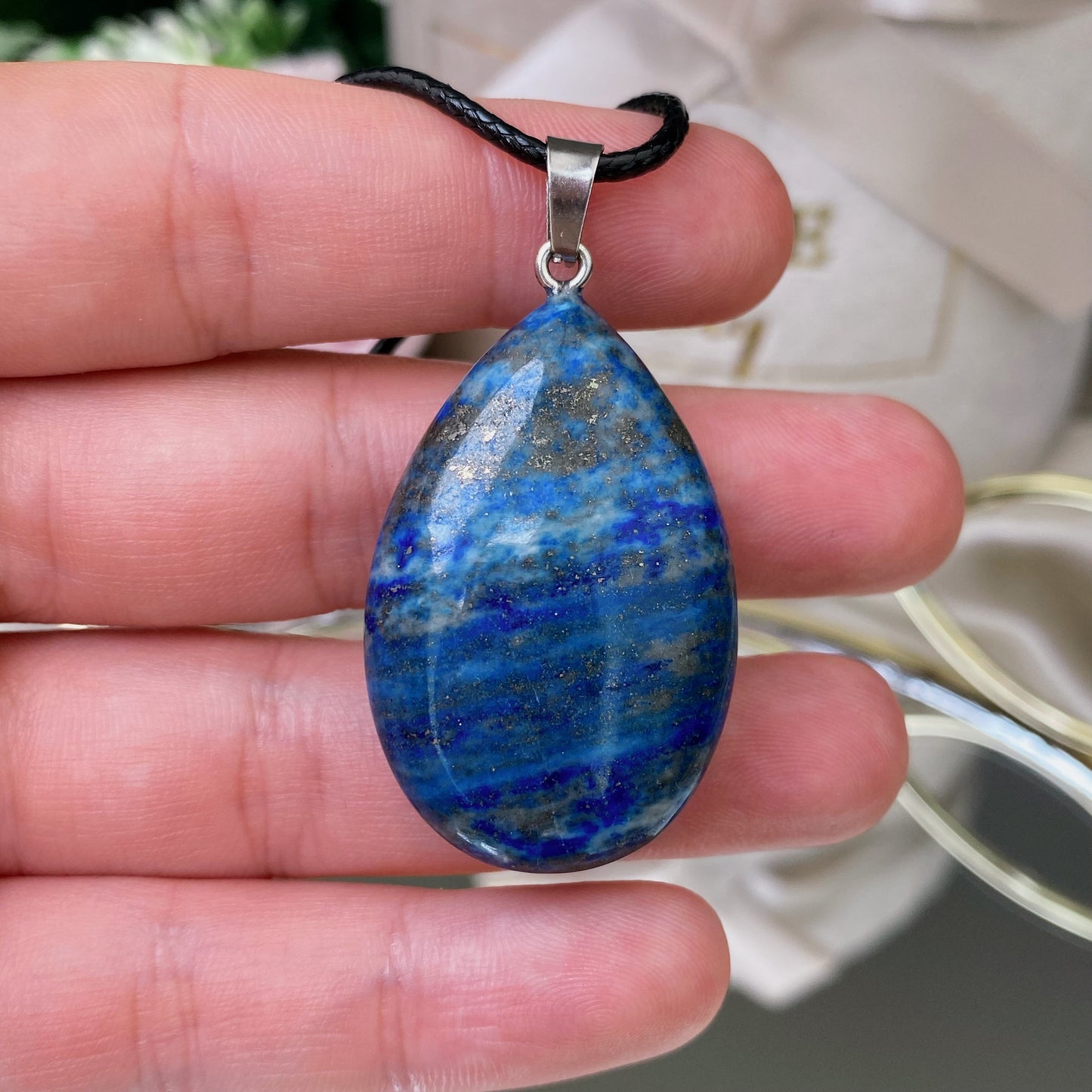 Lazurite pendant (Lazurite)