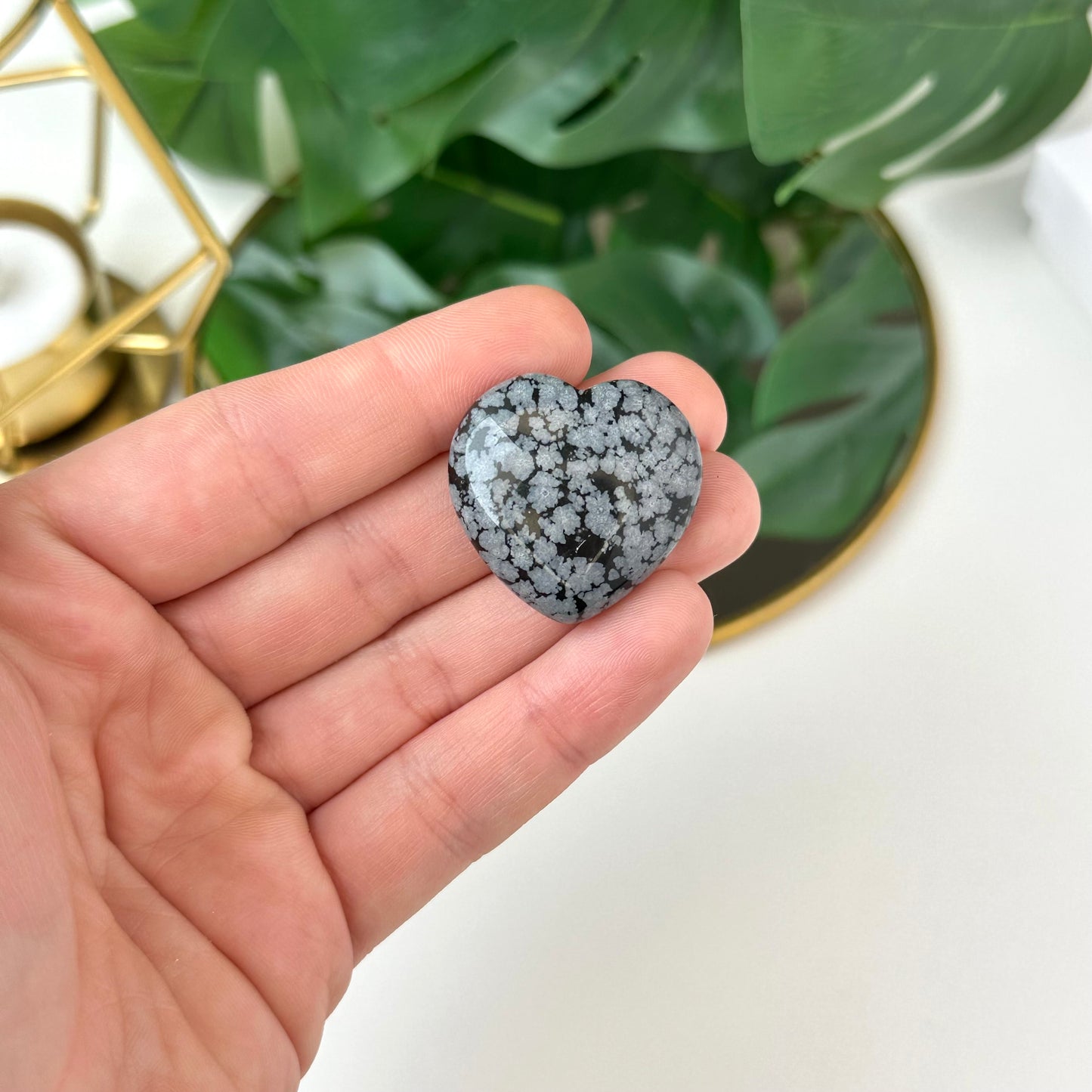 Sniegpārslu Obsidiāns